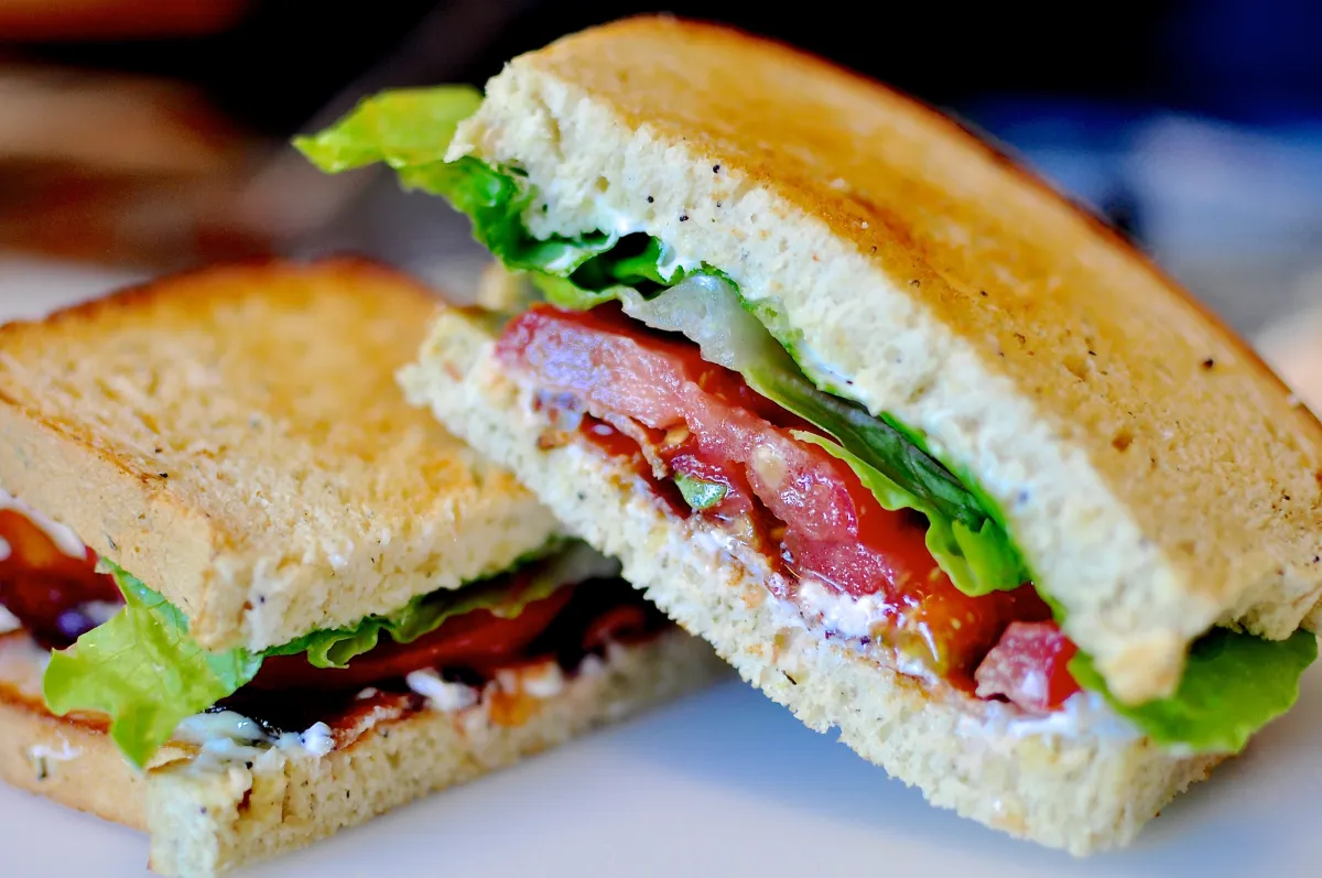BLT